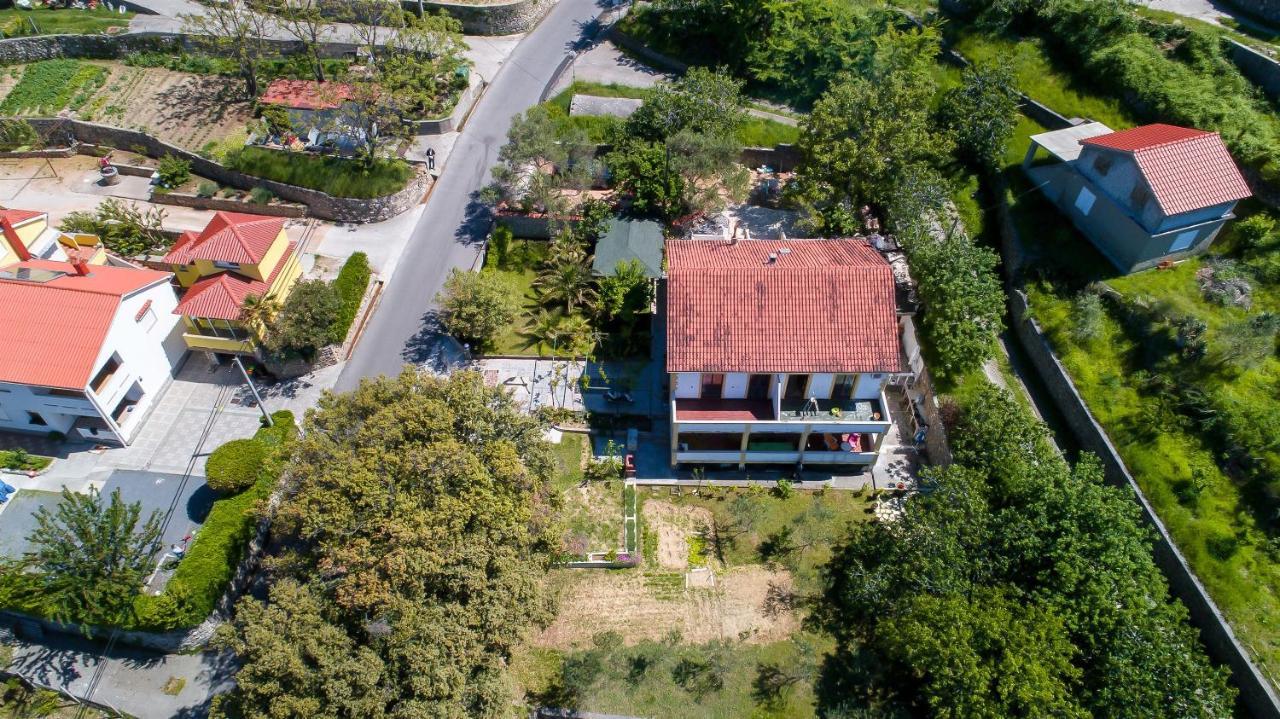 Apartments Zorka Kampor Luaran gambar