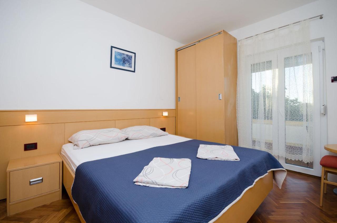 Apartments Zorka Kampor Luaran gambar